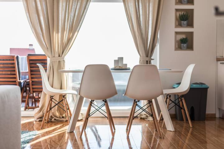 Blue Sky, Modern Sea View Apartment Novalja Dış mekan fotoğraf