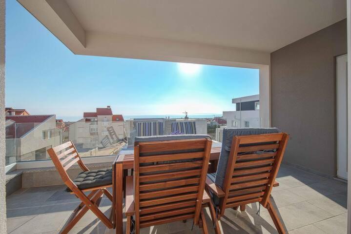 Blue Sky, Modern Sea View Apartment Novalja Dış mekan fotoğraf